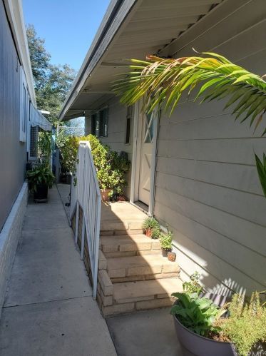 12062 Edinger Ave, Santa Ana, CA 92704-3820