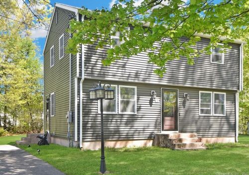 3 Lanz Ln, Ellington, CT 06029-2310