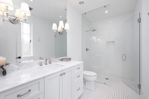 3994 Emma Ln, Atlanta GA  30342-3835 exterior