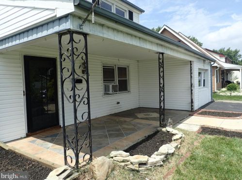 39 Hewlet Ln, Willingboro, NJ 08046-1725