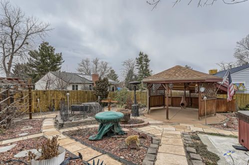 17118 Evans Dr, Aurora CO 80013-1248 exterior
