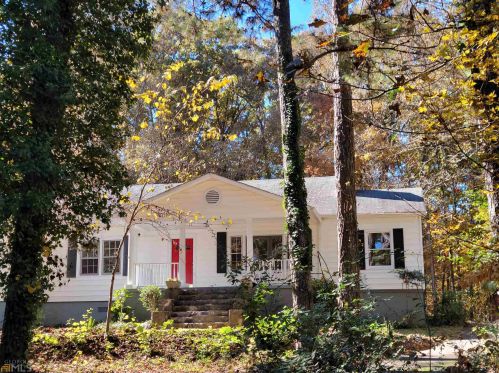 2013 Atlanta Rd, Stockbridge, GA 30281-1309
