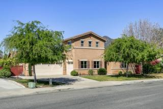 7902 Camino Cielo St, Highland, CA 92346-6313