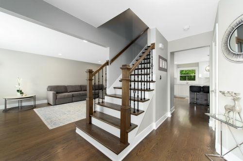 2714 Harvard Ave, Arlington Hts, IL 60004-2043
