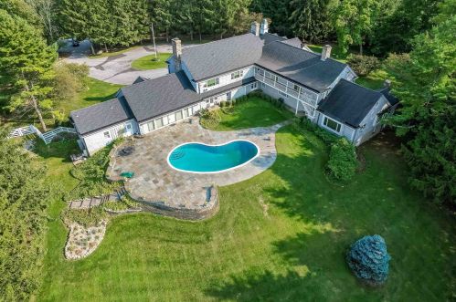 25 Rutherford Rd, Hackettstown, NJ 07840-2700