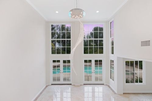 5603 Crest De Ville Ave, Orange, CA 92867-3333