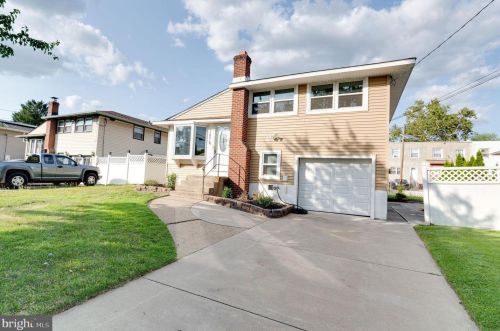 1874 43rd St, Camden, NJ 08110-3012