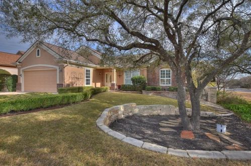 217 Armstrong Dr, Georgetown, TX 78633-5133