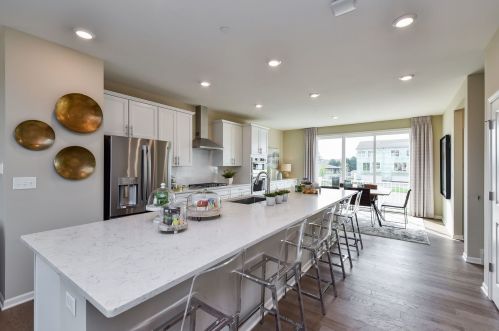 2939 Showplace Dr, Naperville IL  60564-5055 exterior
