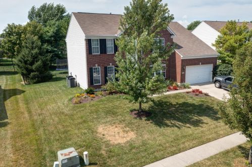 21 Stanton Dr, Springboro, OH 45066-8632