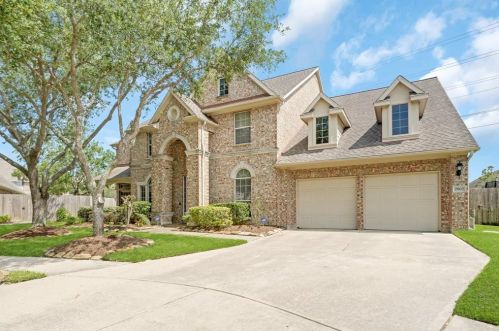 2907 Dixon Ct, Pearland, TX 77584-9199