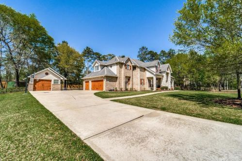 8981 Willow Springs Ln, Conroe TX  77302-3494 exterior