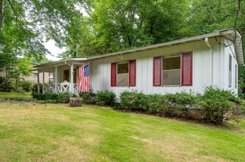 1643 Wildwood Rd, Marietta, GA 30062-4070