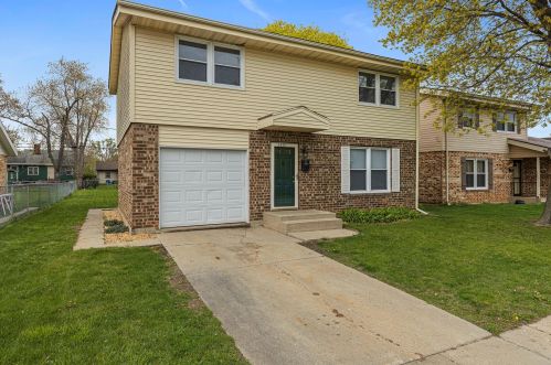 1423 Overdene Ave, Rockford, IL 61103-3147
