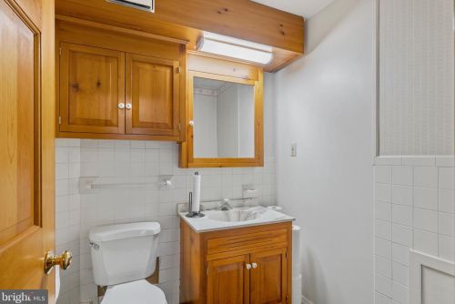 515 Carlisle St, Hanover PA 17331-2406 exterior