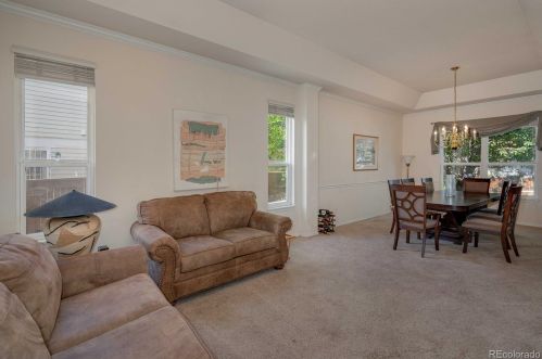 15454 Powers Dr, Aurora CO 80015-4239 exterior