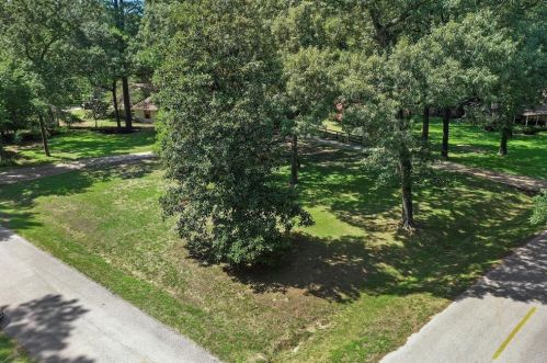 18706 Mockingbird Ln, Tomball, TX 77377-3525
