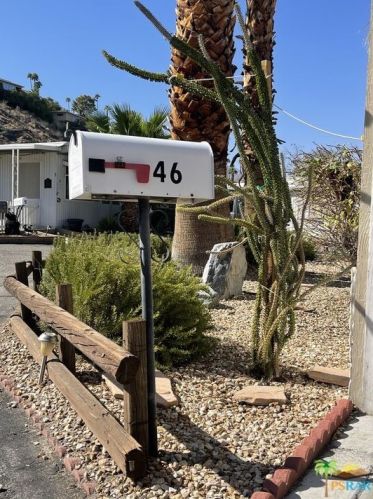 46 Santa Maria St, Palm Springs, CA 92264-5258