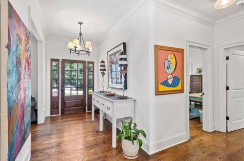 4800 Huntley Dr, Atlanta GA  30342-2732 exterior
