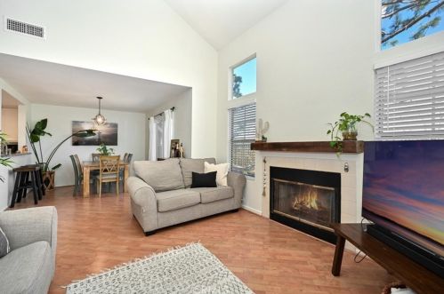 889 Sapphire Ln, Anaheim CA  92807-4864 exterior