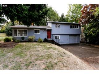 6320 Caldwell Rd, Gladstone, OR