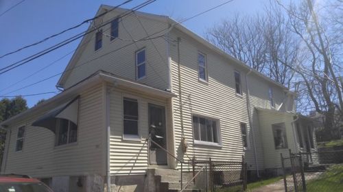 304 Division St, Pittston, PA 18640-2901
