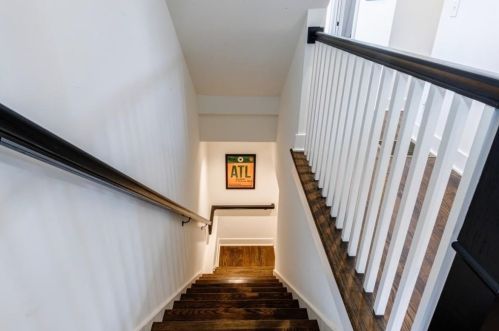 62 Montgomery St, Atlanta GA  30307-2844 exterior