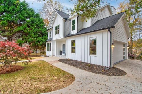 3770 Trenton Ct, Gainesville, GA 30504-5780