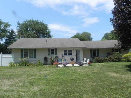 700 Race St, Atlanta, IL 61723-8704