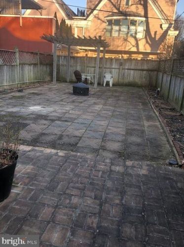 241 Mary St, Lancaster PA  17603-3329 exterior