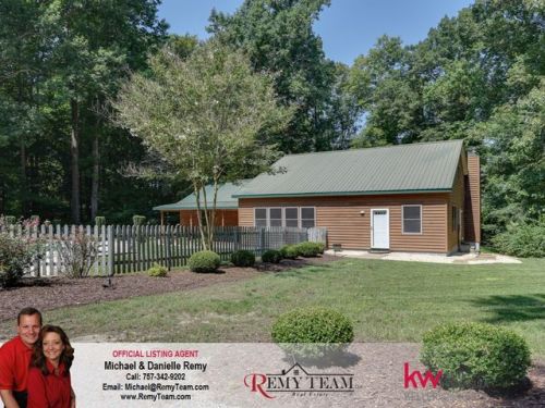 6728 Mill Creek Dr, Zuni, VA 23898-2702