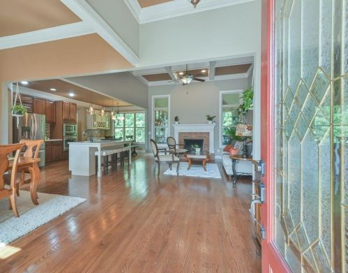 582 Clinton Dr, Temple, GA 30179-4313