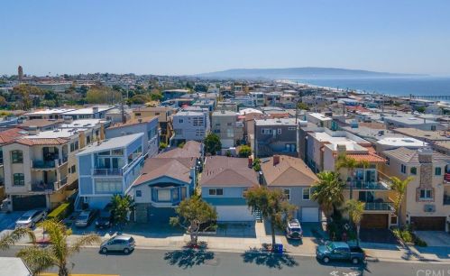 412 Marine Ave, Manhattan Beach, CA 90266-4433