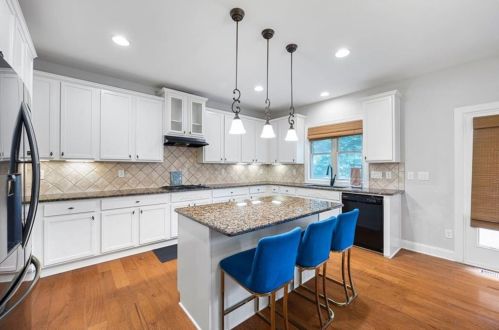 310 Everleigh Ct, Marietta, GA 30064-2650