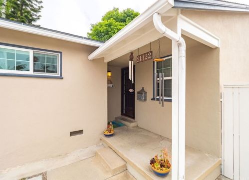 21322 Conradi Ave, Torrance, CA 90502-1921