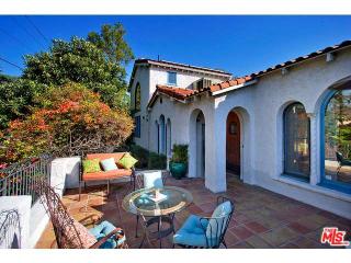 2060 Mound St, Los Angeles CA  90068-3911 exterior