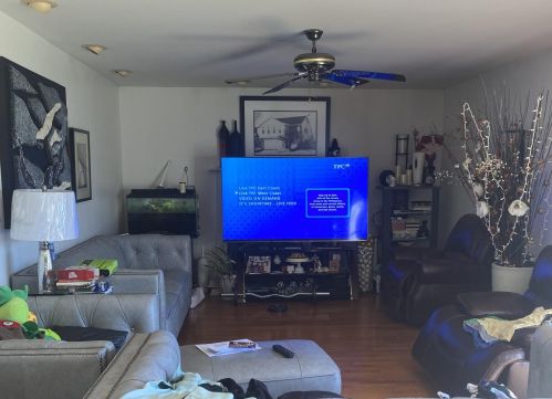 1142 Buckingham Dr, Carol Stream IL  60188-4317 exterior