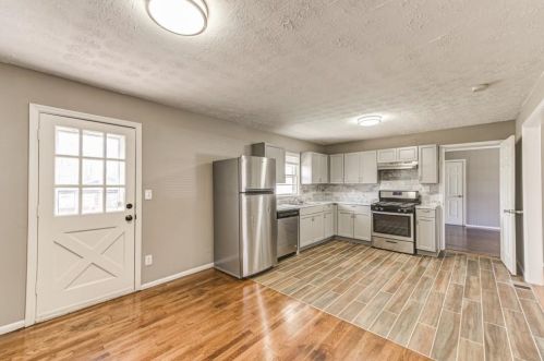 116 Woodhaven Dr, Stockbridge GA  30281-4206 exterior