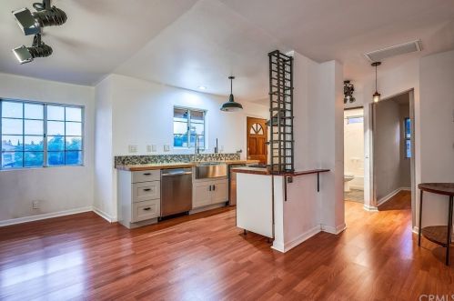 1283 13th St, Upland CA 91786-2966 exterior