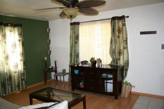 856 Mayor Ave, Fresno, CA 93706-3841