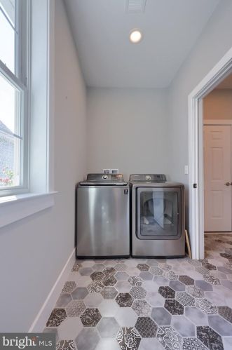 412 Constitution Dr, Ephrata PA  17522 exterior