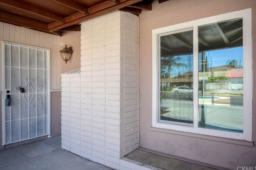 10440 Hole Ave, Riverside CA  92505-1620 exterior