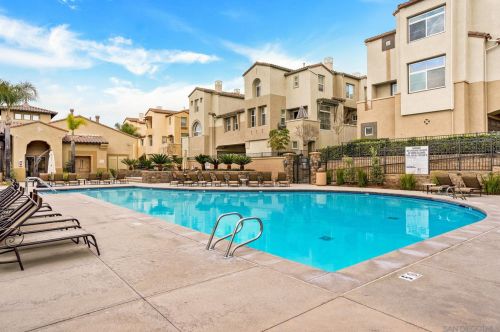 726 Kellogg St, San Marcos CA  92078-7300 exterior