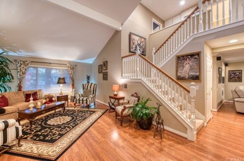 15 Alba, Irvine CA  92620-1901 exterior