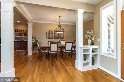 5 Hawthorne Ct, Saint Paul MN  55127-6476 exterior