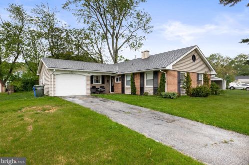 49 Peartree Ln, Willingboro, NJ 08046-2709