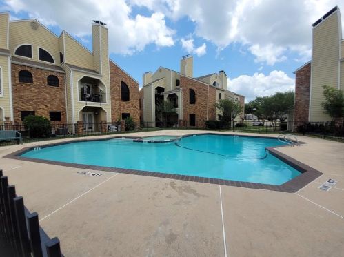 4434 Point Blvd, Garland, TX 75043-7751