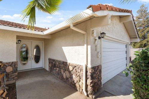 8716 Lodestone Cir, Elk Grove CA  95624-2520 exterior