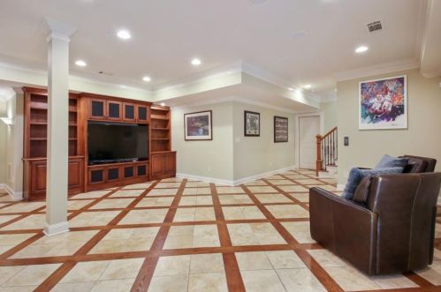 34 High Top Cir, Atlanta GA  30328-5934 exterior