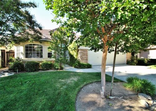 2430 Carter Ave, Fresno, CA 93730-4753